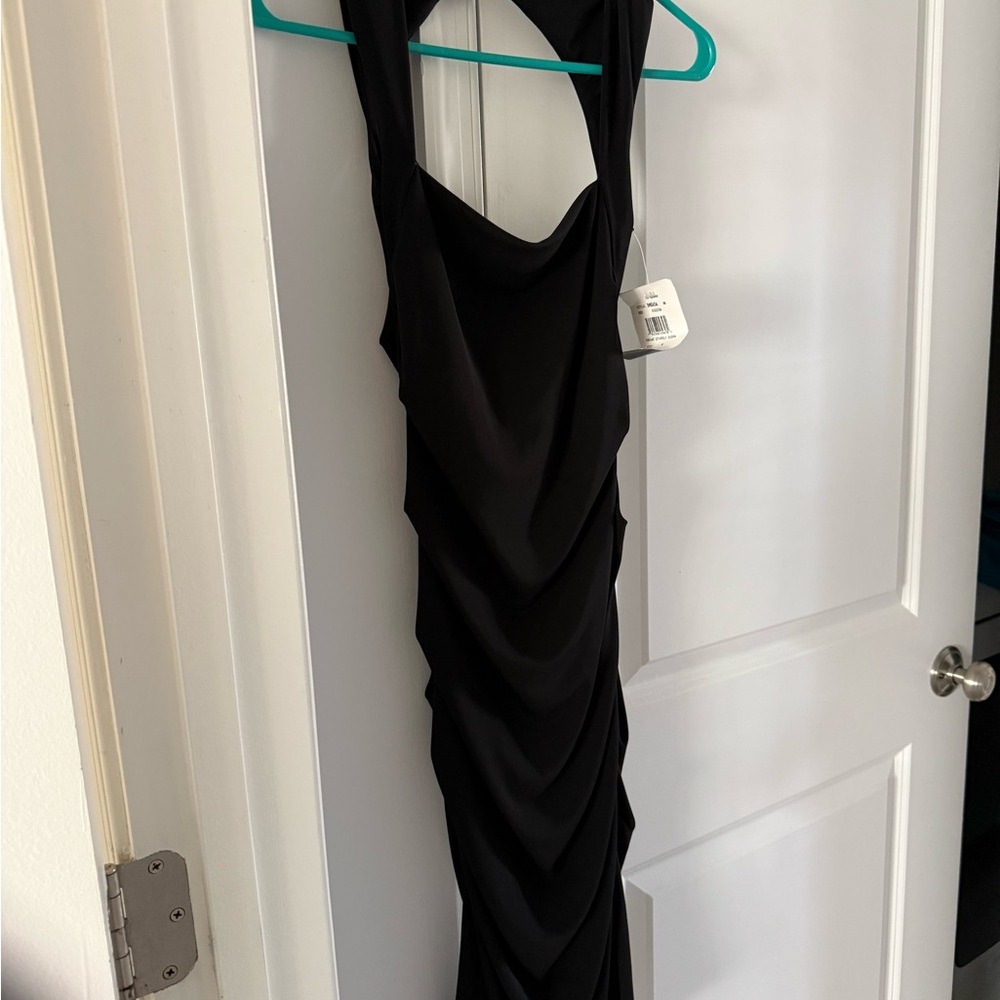 Nicole Miller Elegant Black Attire - Picture 3 of 6